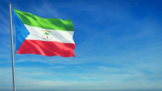 Най малко 20 души са загинали и повече от 600 са