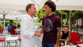 Борусия Дортмунд официално обяви привличането на Аксел Витсел Жълто черните взеха