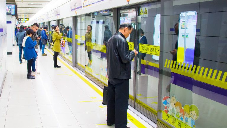 В Китай билетчето за метро се купува с лице