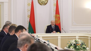 Беларуският лидер Александър Лукашенко в разговор с държавния секретар на