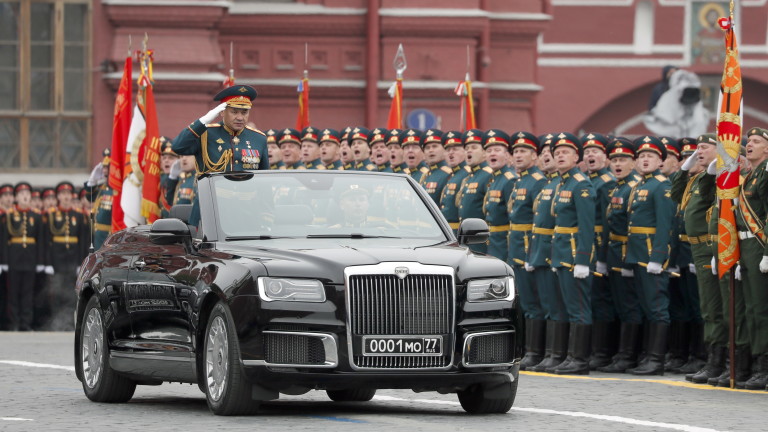 Руският военен министър Сергей Шойгу обяви, че Западът провеждал мащабна
