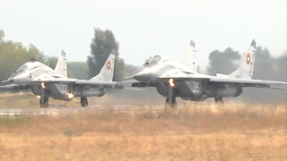 Спасителите в Япония откриха тялото на един от пилотите на