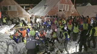 Загинал, ранени и изчезнали при лавина в Норвегия