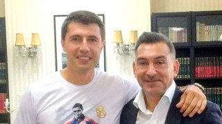 Легендата на румънския футбол Илие Думитреску прогнозира трудна победа с