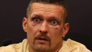 Украинският боксьор Александър Усик който преди няколко месеца спечели абсолютна