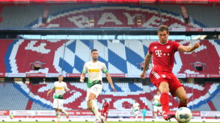 Шампионът Байерн Мюнхен би се разделил с халфа Леон Горетцка