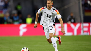 Борусия Дортмунд успя да се договори за трансфера на защитника