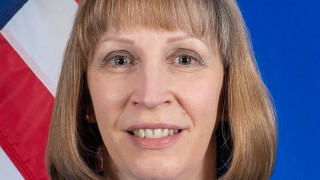 Новият посланик на Съединените щати в Русия Лин Трейси пристигна