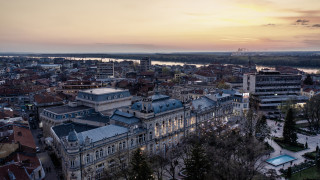 Напредва строителството на русенския ритейл парк