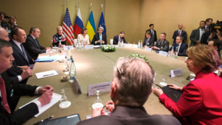 Действия да заменят приказките по кризата в Украйна, си обещаха в Женева