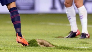 Футболистите на Барселона не бяха никак доволно от състоянието на