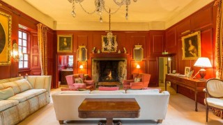 Срещу 829 долара на нощ може да поживеете като потомък