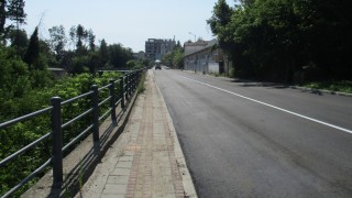 Приключи аварийното укрепване на подпорна стена на път II 51 Бяла