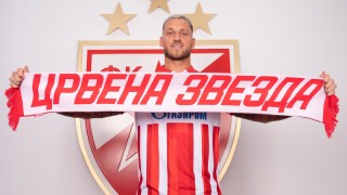 Бившият нападател на Интер и Болоня Марко Арнаутович официално подписа