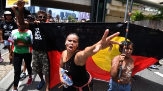 В Австралия протестираха срещу националния си празник