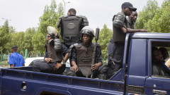 9 загинали и 60 ранени при самоубийствен атентат в Мали 