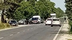 Трима загинали и двама ранени при тежка катастрофа край село Столник
