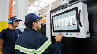 BA Glass инвестира €60 милиона в завода си в София и наема още 100 души