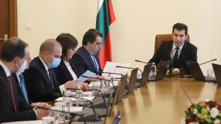 Министрите от кабинета Петков приеха държавата сега да се разпореди