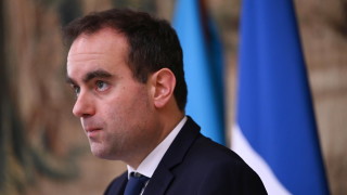 В Киев пристигна и френският министър на отбраната