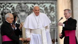 Папа Франциск се извини за използвания от него хомофобски жаргон