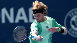 Рубльов с юбилейна победа и класиране за третия кръг в Торонто