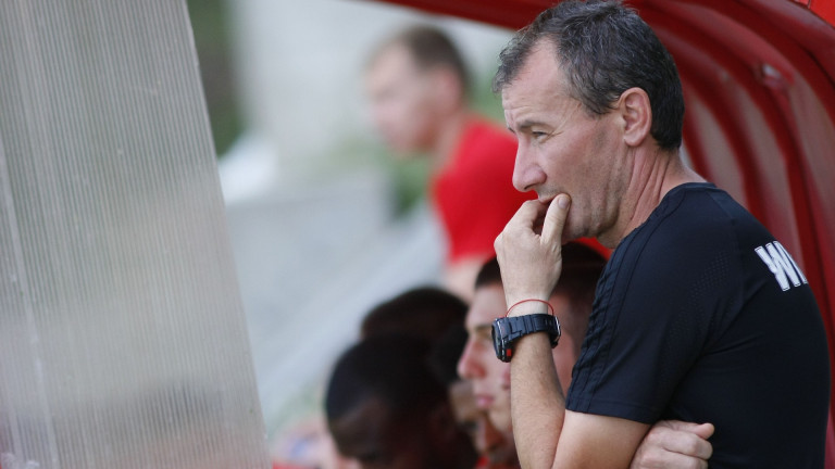 Бившият треньор на ЦСКА - Стамен Белчев отказа да коментира
