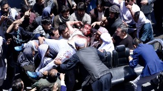 В Афганистан бесни на управляващите заради терора в Кабул, сблъсъци с полицията