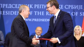 Турският президент Реджеп Тайип Ердоган обеща газ инвестиции и подкрепа