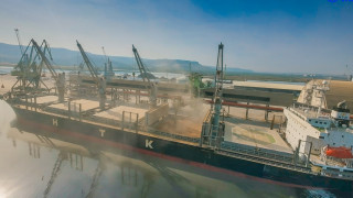 Русия се активизира с висок износ на зърно и агресивна