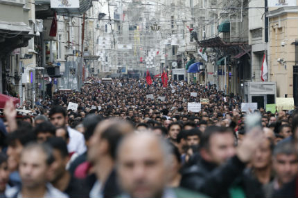 В Истанбул демонстранти се събраха на протест срещу тероризма