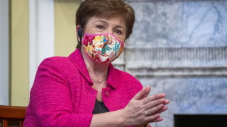 В петък ръководителят на МВФ Кристалина Георгиева призова развитите икономики