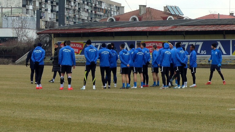 Левски ще поднови тренировъчния си процес на 30 март