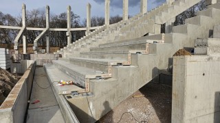 Строежът на стадион Българска армия продължава да върви с пълна