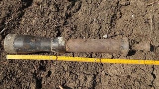 Невзривен боеприпас открит в землището на с Лозенец област Ямбол