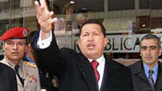 Чавес отрича обвиненията, че ще конфискува частна собственост