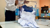 "Нова демокрация" води на изборите в Гърция 