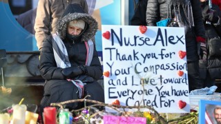 Натискът върху администрацията на Доналд Тръмп за пълно и независимо