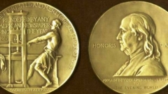 И "Пулицър" печели ...