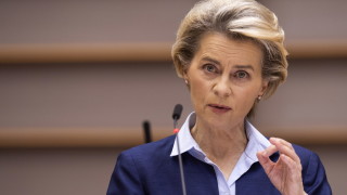 Председателят на Европейската комисия Урсула фон дер Лайен пристигна в