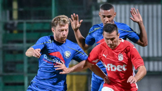 Защитникът на ФК ЦСКА 1948 Ерденис Гурища напуска българския клуб