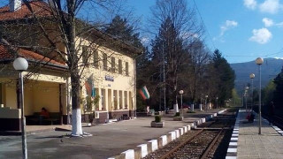 До 20 октомври променят движението на влаковете между Пловдив и Стара Загора