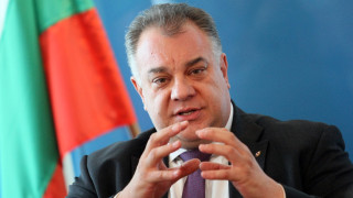 Да се обявиш срещу зеления сертификат е толкова глупаво колкото