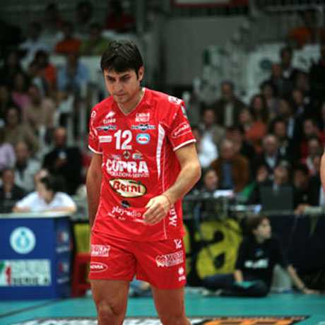 Симеонов контузен в групата на Пиаченца