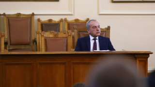 Устройствените правилници на редица администрации притесниха социалистите Затова и те