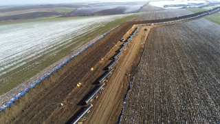 Протестират 20 от българските работници които изграждат газопровода Комотини Стара Загора