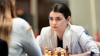 Президентът на световната шахматна федерация Аркадий Дворкович коментира финала за