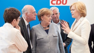 Германската социалдемократическа партия ГСДП е засилила натиска върху консервативния блок