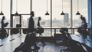 На фона на търговската война инфлаацията автоматизацията и изкуствения интелект