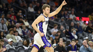 Александър Везенков е приел личните условия от гръцкия баскетболен клуб